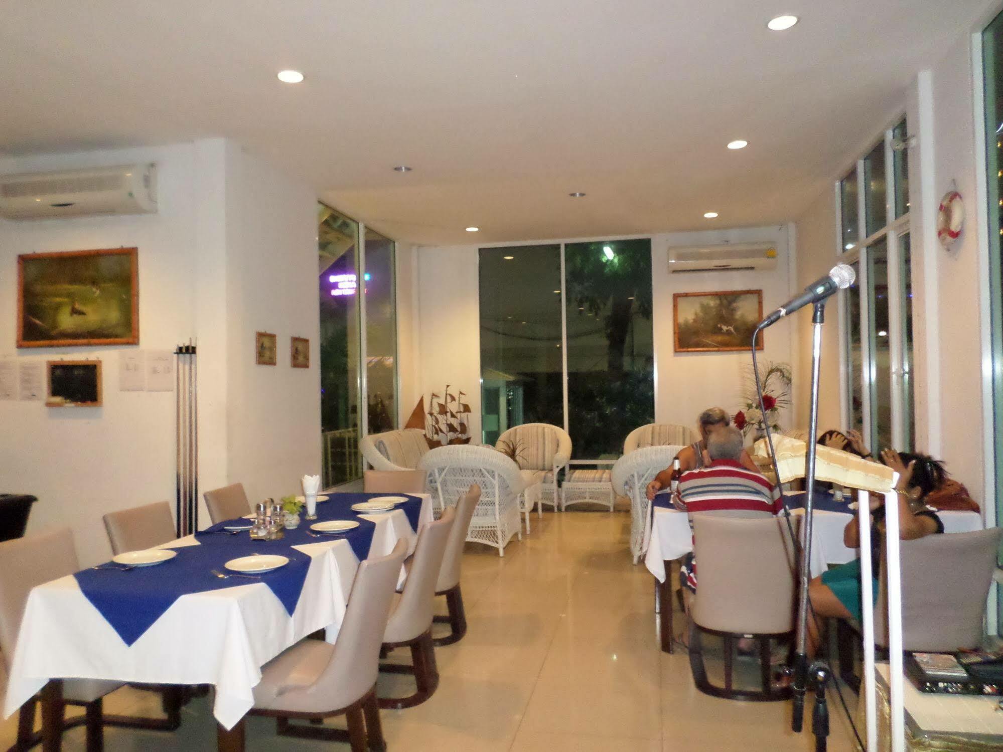 Nautical Inn Pattaya Dış mekan fotoğraf